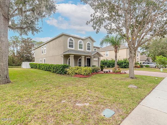 3rd image of 3890 Sunset Cove Dr