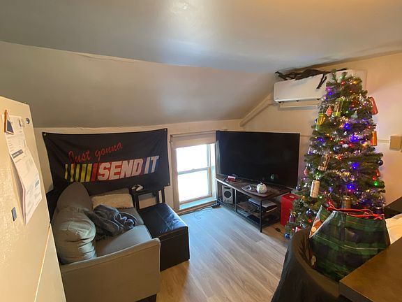 3rd image of 7 Summer St #2