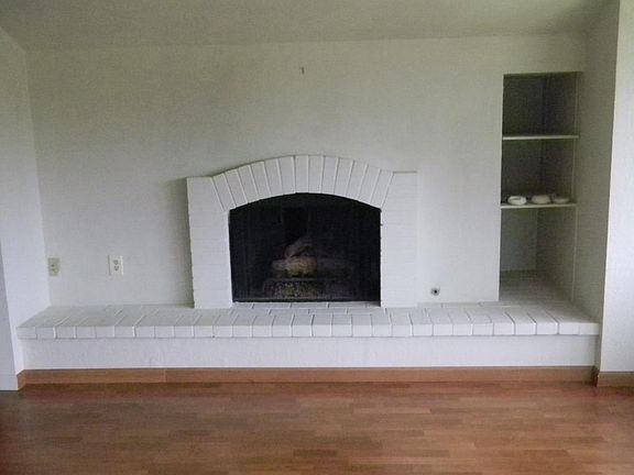 4th image of 8016 Pinot Noir Ct