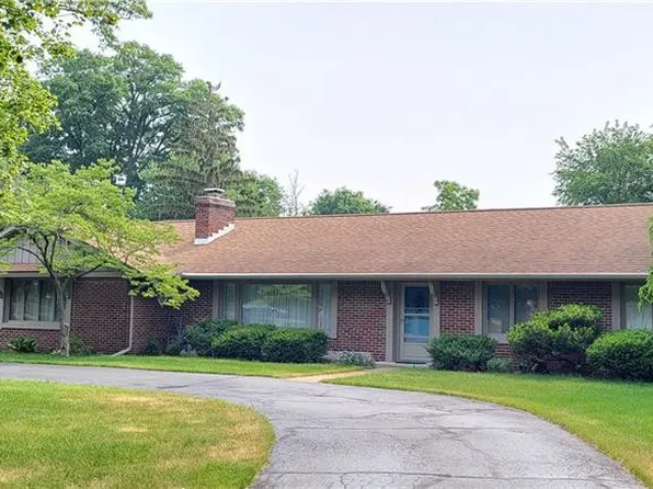 4050 Lancelot Rd, Toledo, OH 43623