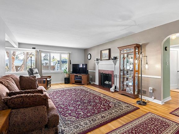 4th image of 8606 E Liberty Ave