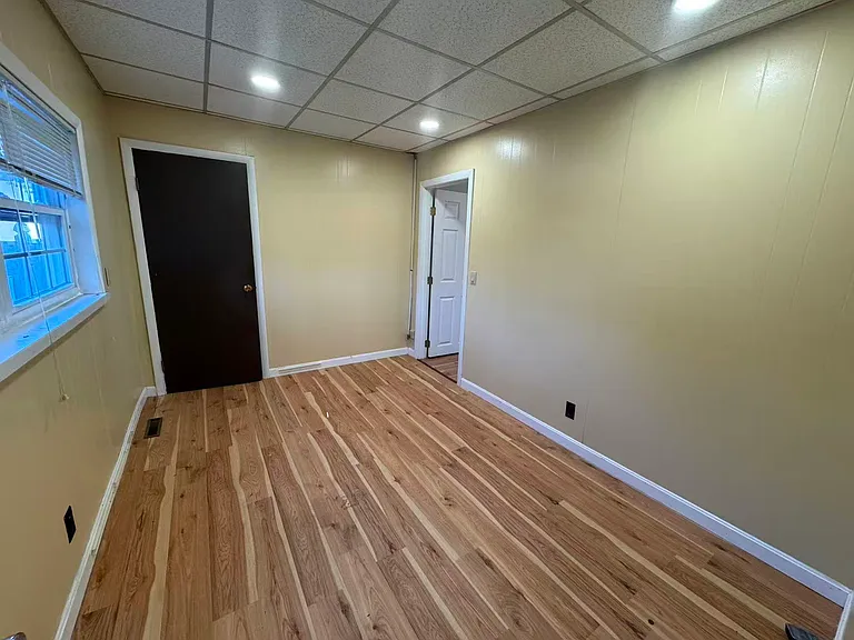 23 Gardner Ave #23 — Photo 4