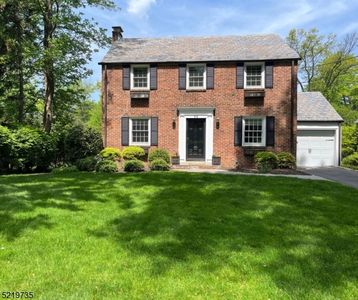 53 Parkview Ter, Summit, NJ, 07901