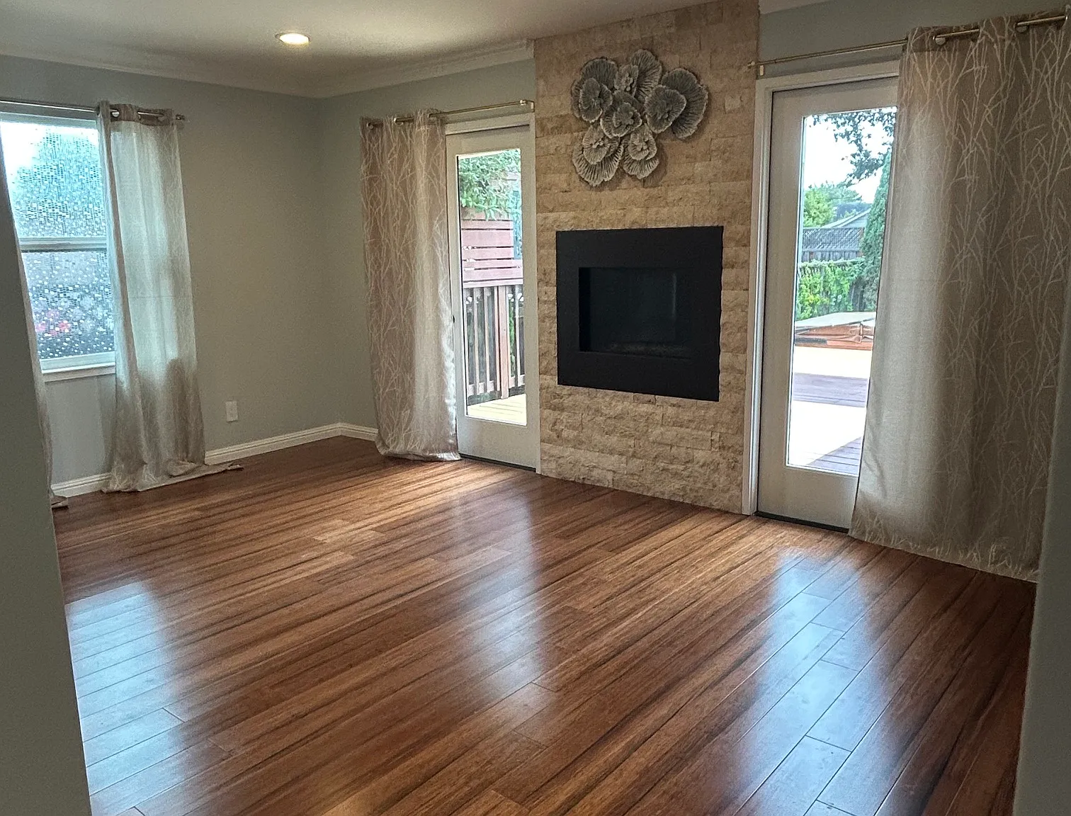 3 bed, 1400 sqft, $6,500 — Photo 1