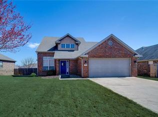 199 Callie Ln, Centerton, AR 72719