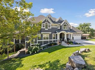 6311 Montee Dr, Eden Prairie, MN 55344