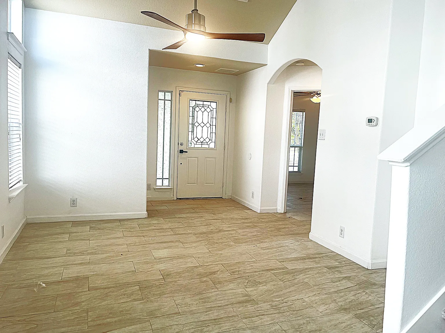 3 bed, 2.5 bath, 1350 sqft, $1,950 — Photo 2