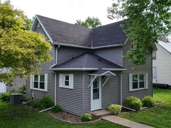 101 Ash Ave E, Swea City, IA 50590