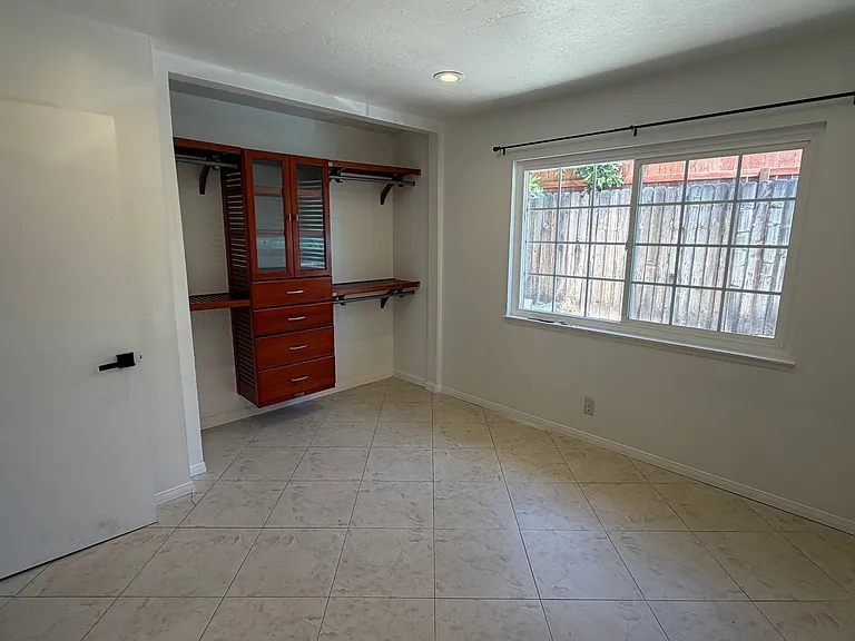343 Sunrise St — Photo 17