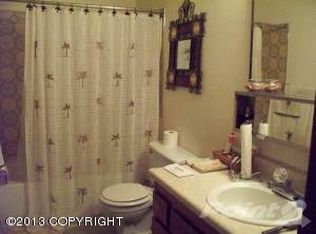 305 N Bonanza St, Palmer, AK 99645
