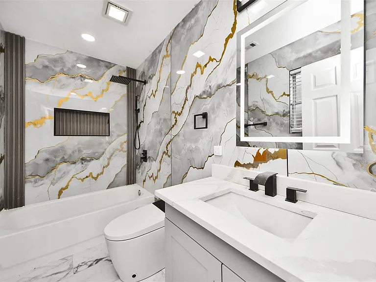 15719 Baytree Dr — Photo 27