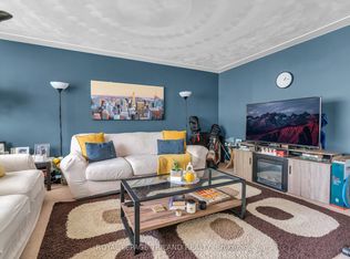 195 Cedarvale Cres #A, Waterloo, ON N2L4T3