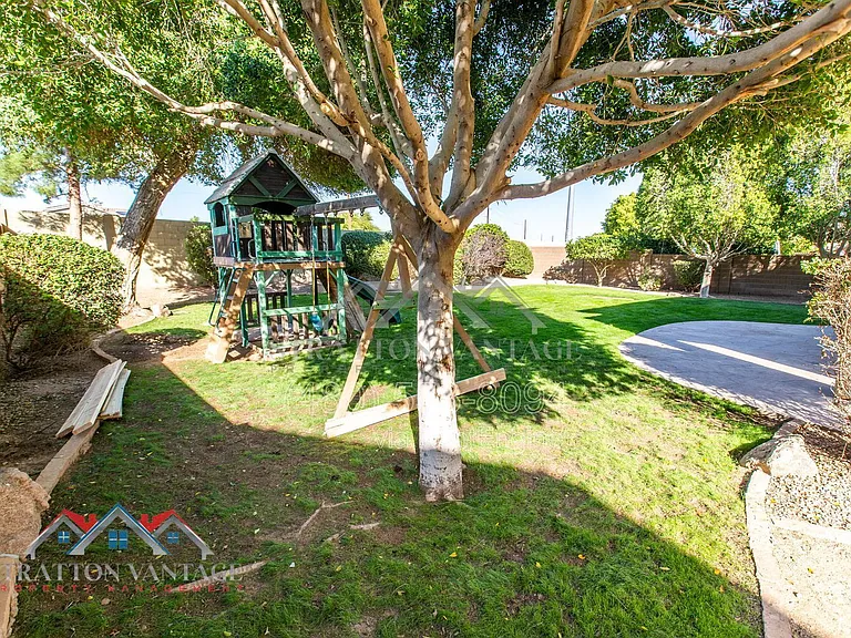 14616 W Windward Ave — Photo 54
