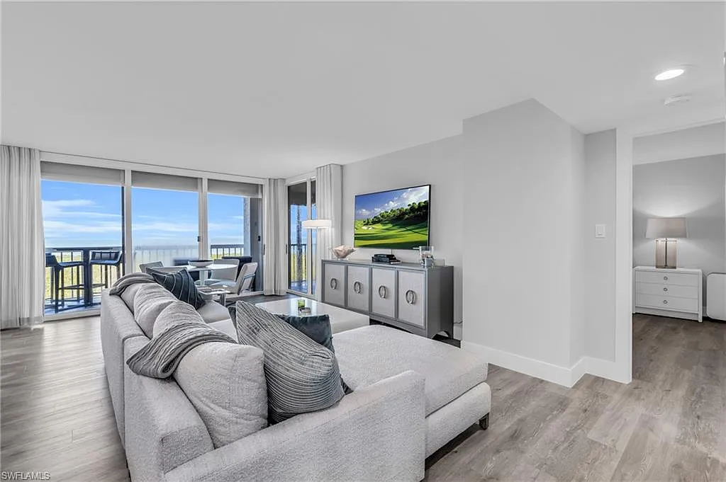 2 bed, 2.0 bath, 1341 sqft, $15,000 — Photo 3