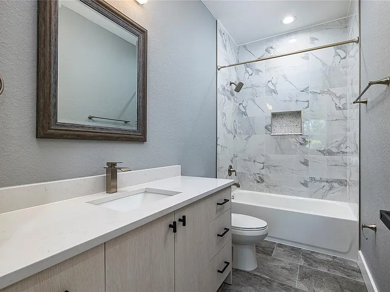 4205 W Arch St — Photo 19