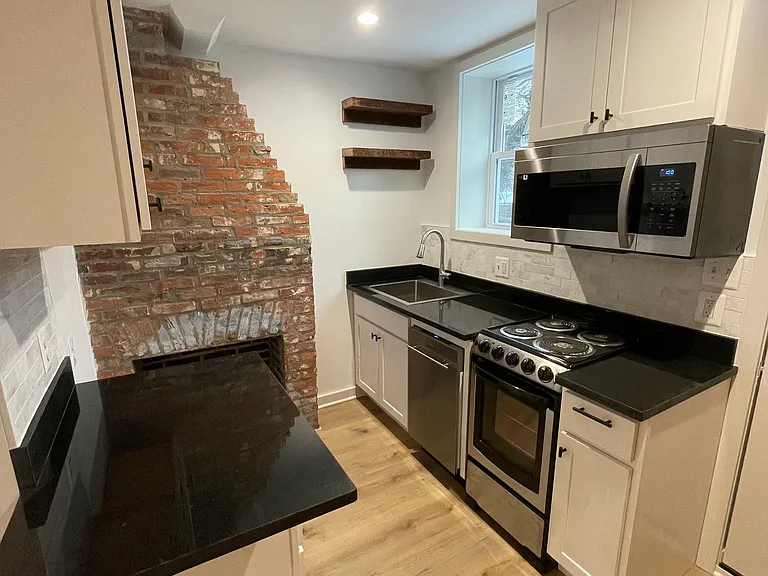 1509 Lemmon St — Photo 3