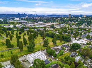 3106 NE 55th St, Seattle, WA 98105