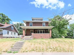 1412 N Broadway St, Peoria, IL