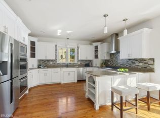 4205 N Mobile Ave, Chicago, IL 60634