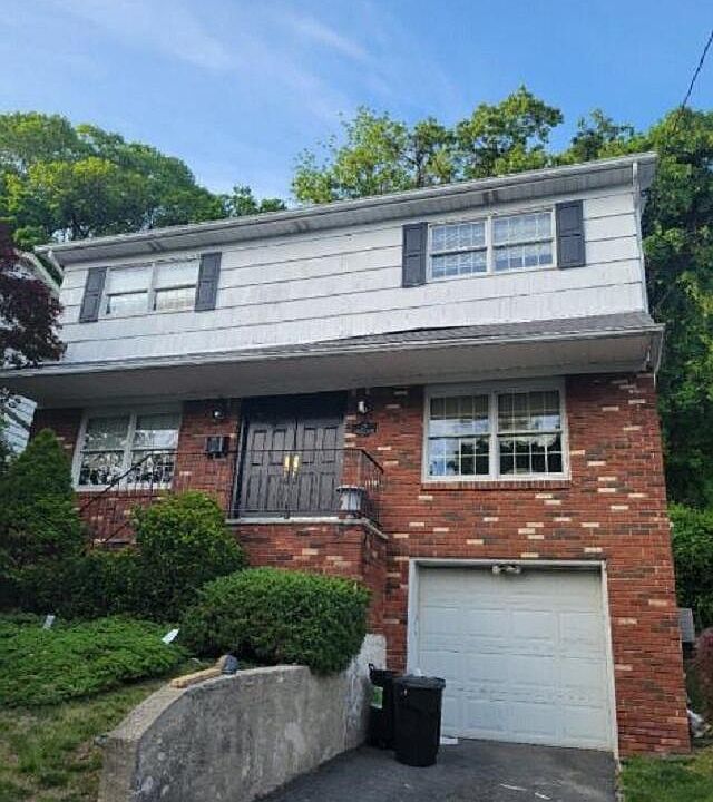 1st image of 29 Emerson Ct