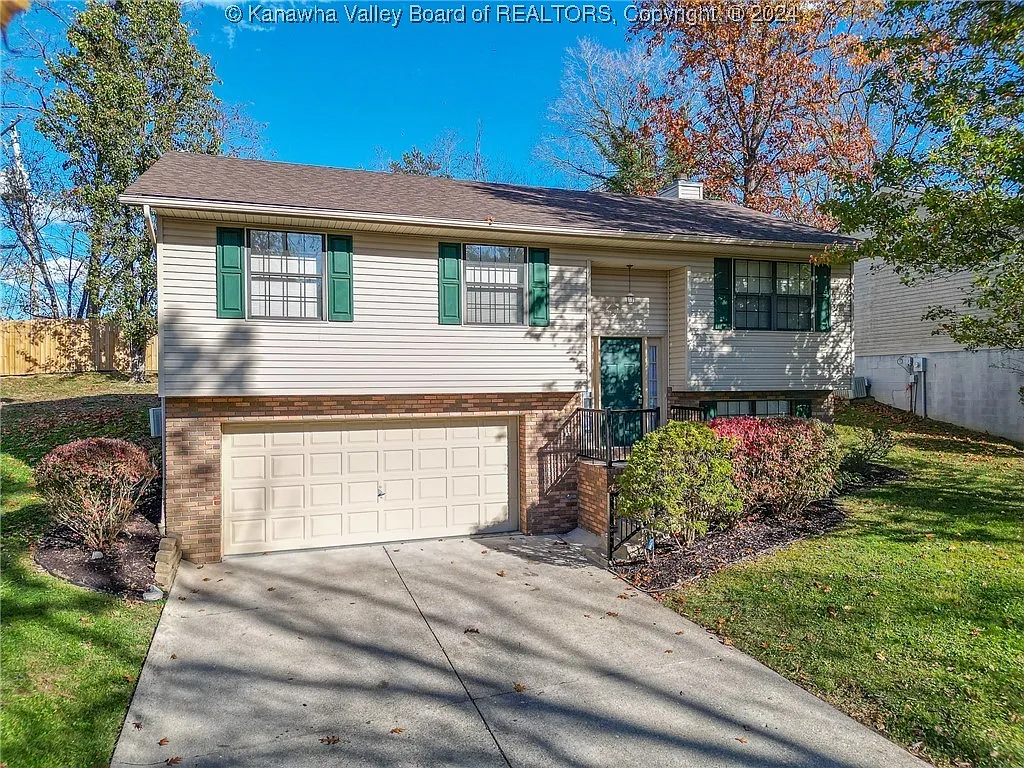2 Dogwood Pl photo 1