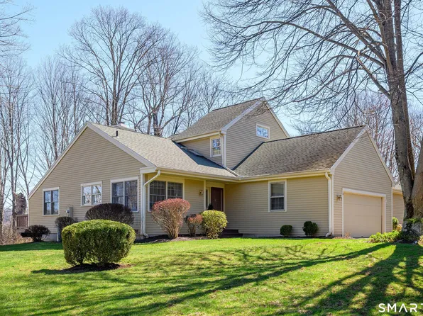 18 Sullivan Farm #18, New Milford, CT 06776