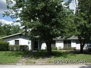 1st image of 5621 NW 25th Ter