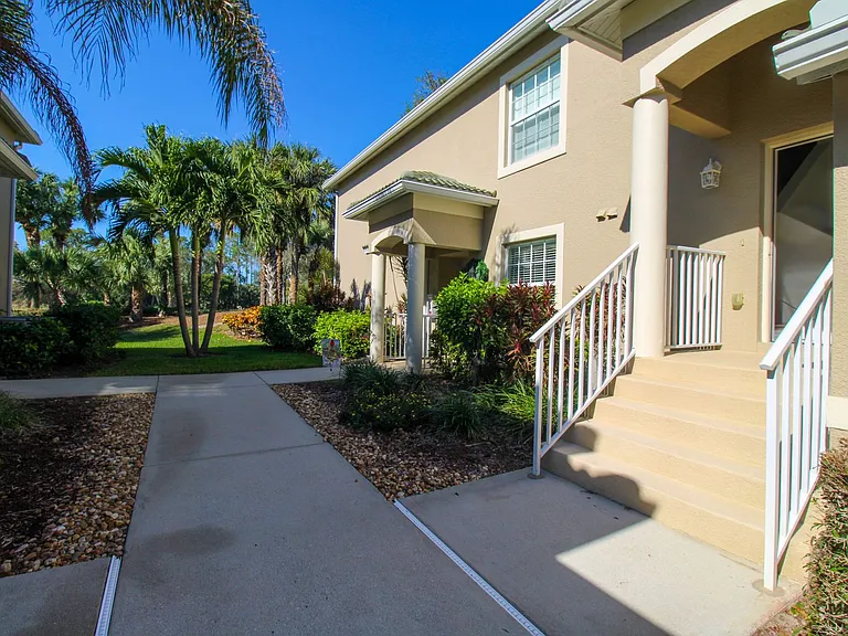 3435 Laurel Greens Ln S #201 — Photo 5