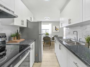 9 Riverdale Drive, Hamilton, ON L8E 1J9