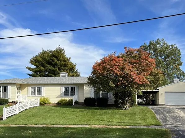 817 N Center Ave, Galva, IL 61434