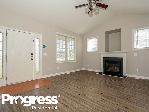 5th image of 803 Apple St