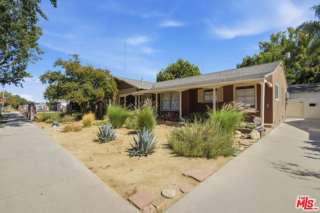 3 bed, 2.0 bath, 1473 sqft, $5,295 — Photo 1