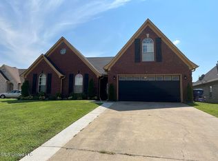 6817 Colin Dr, Walls, MS 38680