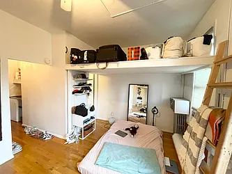 Rented by Century 21 Premier 