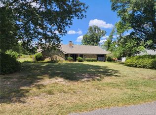 100 Hugh St, Dequincy, LA 70633