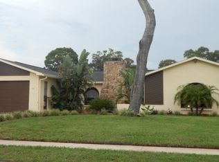 8020 Woodbrook Ct, Hudson, FL 34667