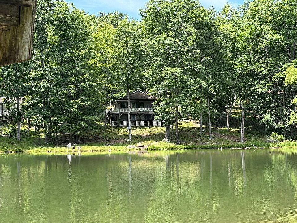 16th image of 117 Duck Ln