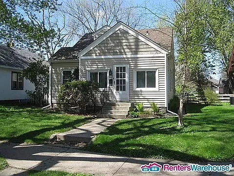 4244 45th Ave S — Photo 1