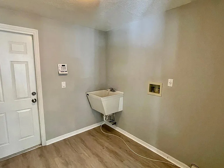 16 Whittington Dr — Photo 24