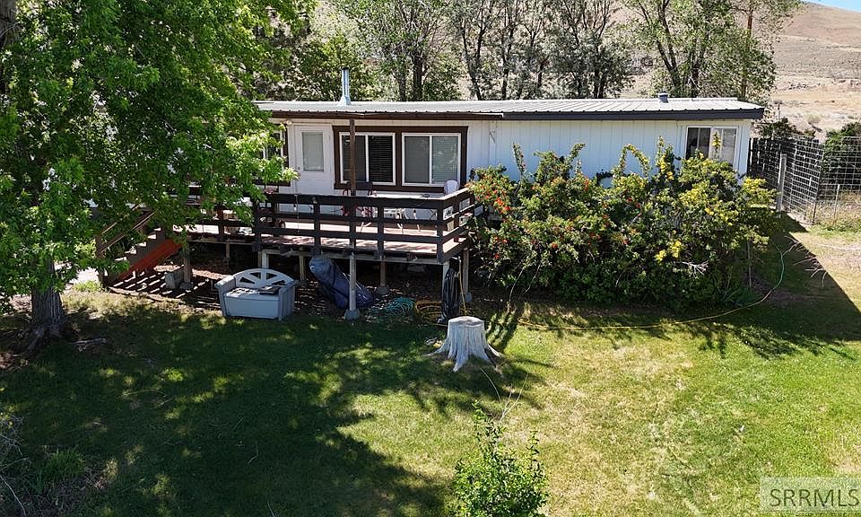 1st image of 900 Challis Creek Rd