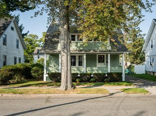 38 Castle St, Springfield, MA 01118