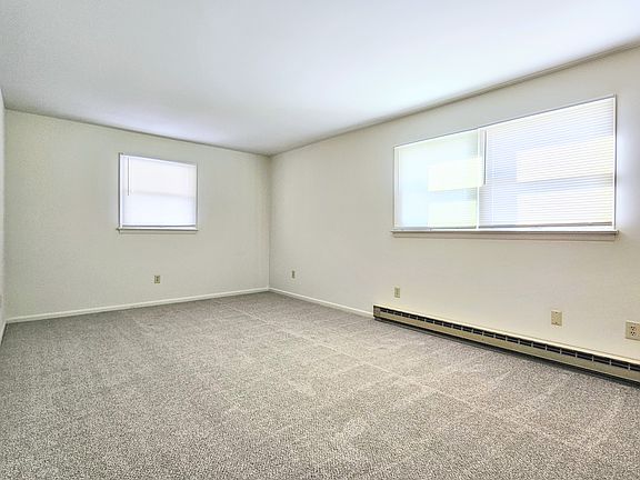 2nd image of 367 W Washington Ave APT 3
