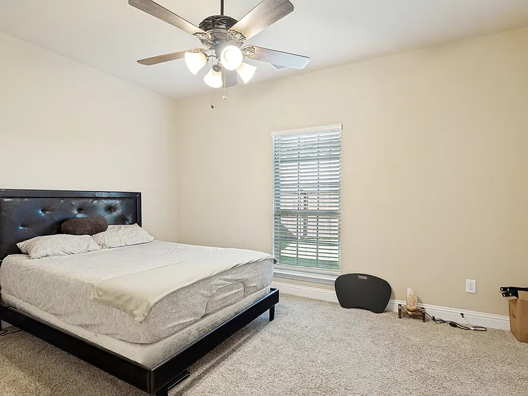 8107 Graystone Dr — Photo 13