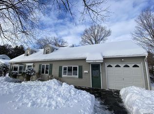 1078 Inner Dr, Schenectady, NY 12303