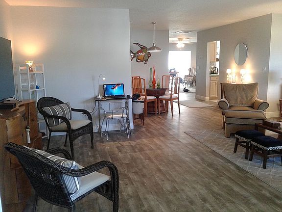5th image of 1628 Bentwood Dr