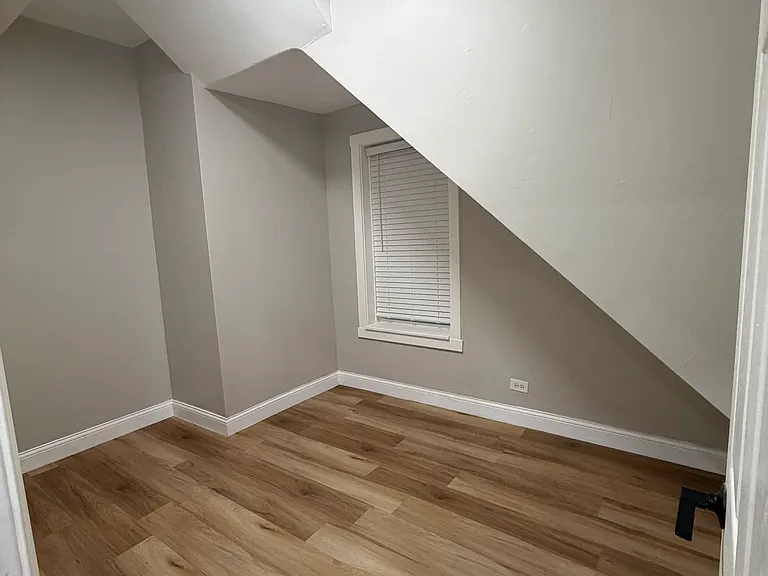 1824 S Harding Ave #1 — Photo 8