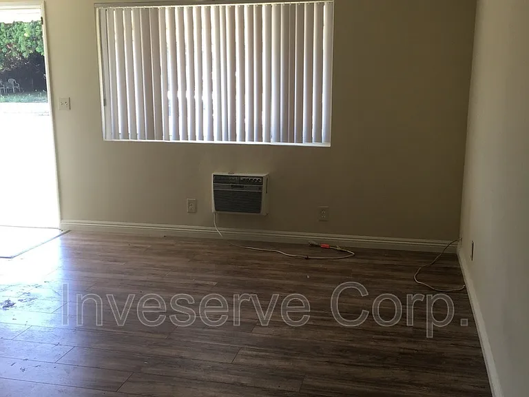908 Edith Ave #B — Photo 8