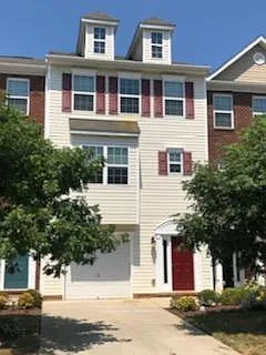 3 bed, 3.5 bath, 2140 sqft, $2,450 — Photo 2