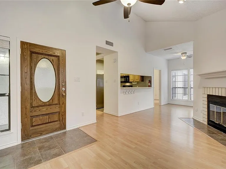 3001 Cedar St #306 — Photo 5