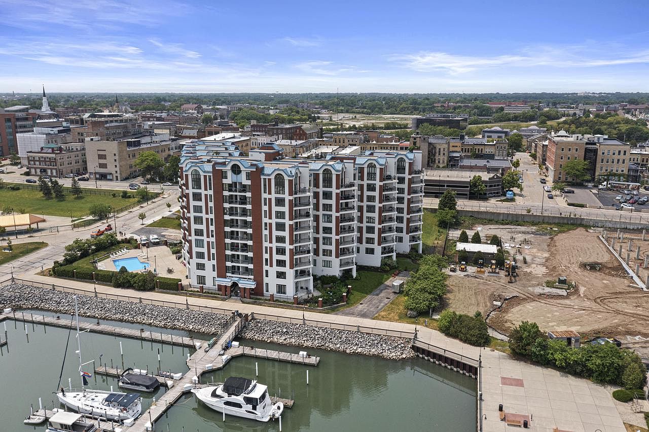 333 Lake AVENUE UNIT 805, Racine, WI 53403 MLS 1824991 Zillow